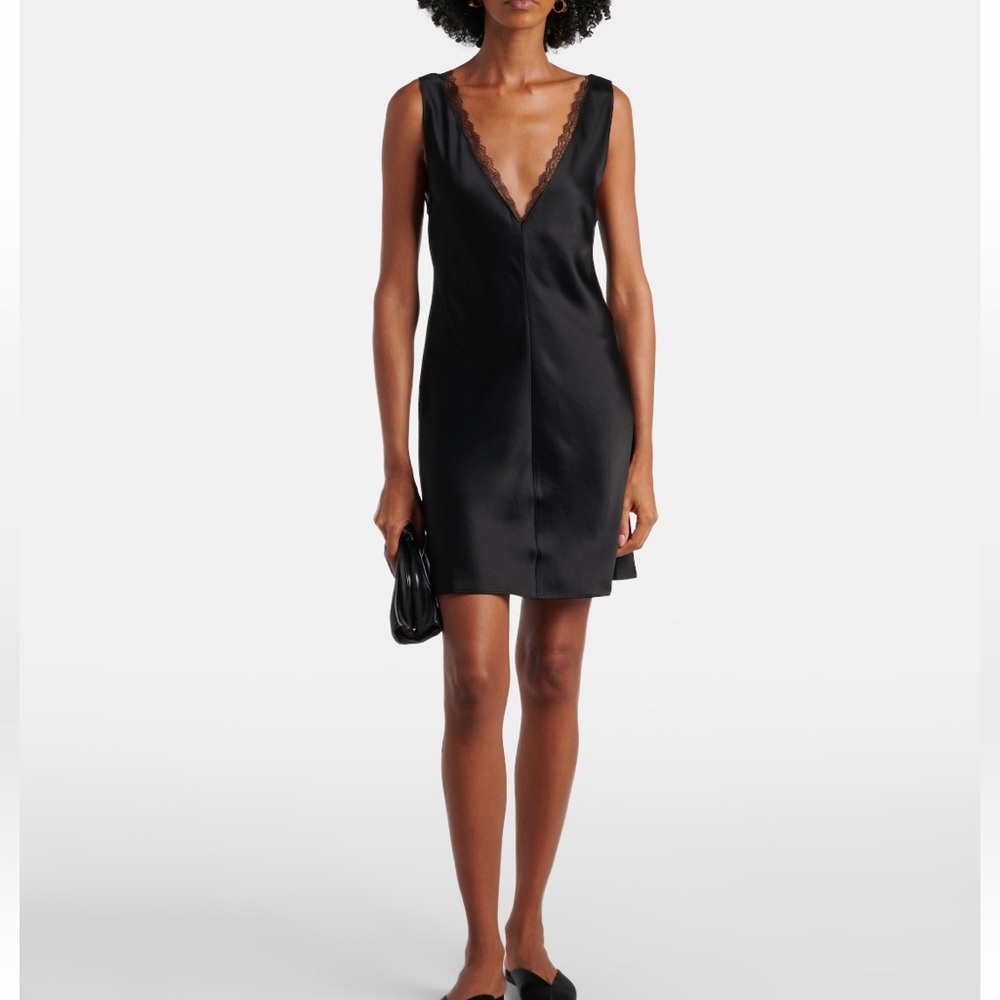 LESET Barb Lace V Neck Mini Dress - Picture 6 of 10